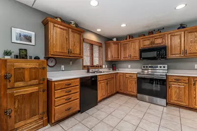 825 Shadow Bluff Drive, Galena, IL 61036 - Photo 8