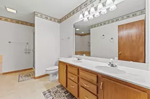 816 Lake Summerset, Lake Summerset, IL 61019 - Photo 8