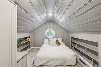 404 N Vale Avenue, Rockford, IL 61107 - Photo 34