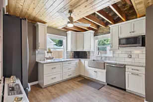 404 N Vale Ave, Rockford, IL 61107 - Photo 18