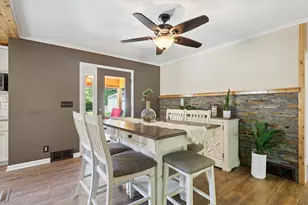 404 N Vale Ave, Rockford, IL 61107 - Photo 12