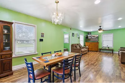 323 Tay Street, Rockford, IL 61102 - Photo 12