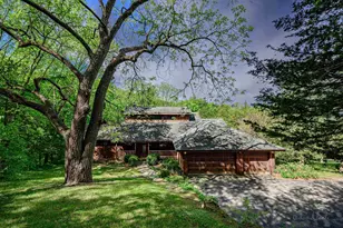 5 Boulder Ln, Galena, IL 61036 - Photo 1