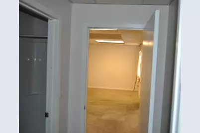 602 S West Avenue, Freeport, IL 61032 - Photo 10