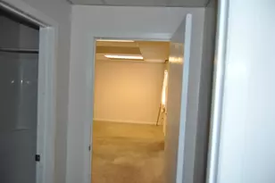 602 S West Ave, Freeport, IL 61032 - Photo 10