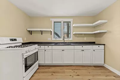 321 S Ottawa Avenue, Dixon, IL 61021 - Photo 10