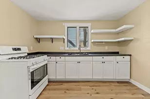 321 S Ottawa Ave, Dixon, IL 61021 - Photo 10