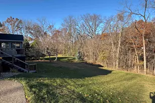 71 Ford Dr, East Dubuque, IL 61025 - Photo 6