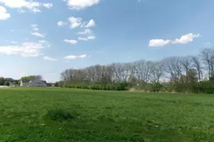 710 Arrowhead Dr, Utica, IL 61373 - Photo 1