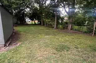 906 N Central Ave, Rockford, IL 61101 - Photo 6