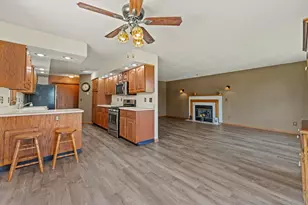 1726 Baintree Rd, Lake Summerset, IL 61019 - Photo 10