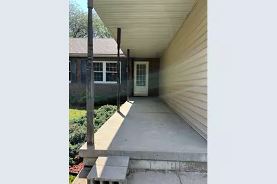 2002 Guiles Avenue, Mendota, IL 61342 - Photo 36