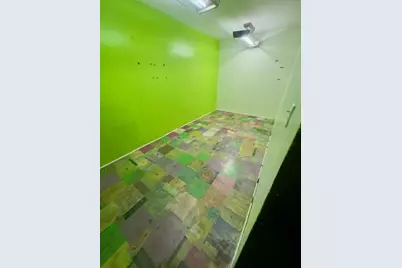 28 W Main, Freeport, IL 61032 - Photo 2