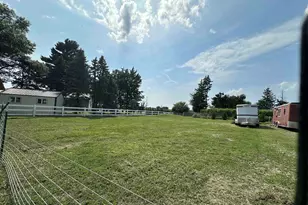 9896 Lincoln Rd, Morrison, IL 61270 - Photo 16