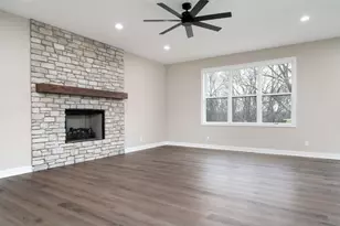8556 Carberry Ln, Roscoe, IL 61073 - Photo 18