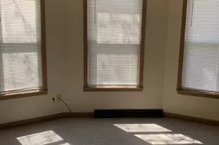 309 W Pleasant, Freeport, IL 61032 - Photo 4