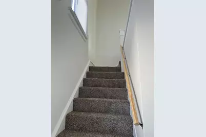 309 W Pleasant, Freeport, IL 61032 - Photo 18