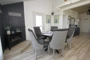 1431 Il Route 75 E, Freeport, IL 61032 - Photo 18