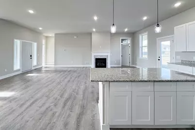 653 Yosemite Avenue, Roscoe, IL 61073 - Photo 6