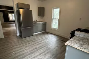 1519 Jackson St, Rockford, IL 61107 - Photo 8