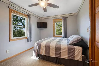 2472 W Red Oak Road, Freeport, IL 61032 - Photo 18