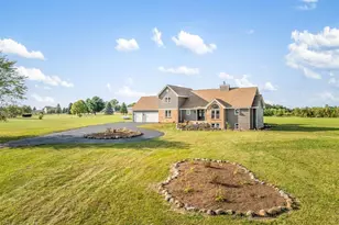 9281 Auburn Rd, Winnebago, IL 61088 - Photo 62