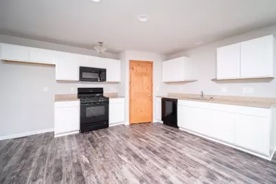 827 Fuller Lane, Belvidere, IL 61008 - Photo 2