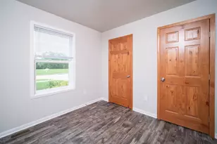 827 Fuller Ln, Belvidere, IL 61008 - Photo 6