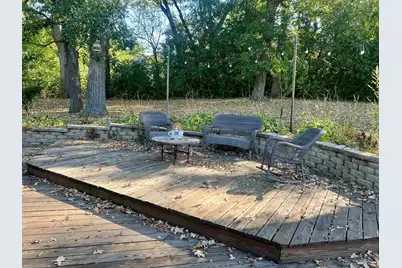 719 N Greenfield Drive, Freeport, IL 61032 - Photo 34