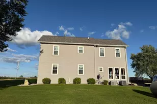 312 E Buckeye, Dakota, IL 61018 - Photo 26
