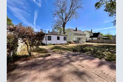 2216 N Court, Rockford, IL 61103 - Photo 18
