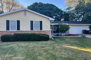 1308 Empire Ct, Freeport, IL 61032 - Photo 1