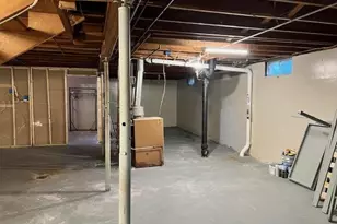 1308 Empire Ct, Freeport, IL 61032 - Photo 12