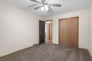 229-239 Flintridge Dr, Rockford, IL 61107 - Photo 36