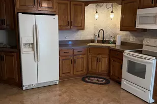 7707 US Rte 20 W, Lena, IL 61048 - Photo 16