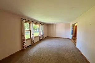 3310 S Apple River Rd, Elizabeth, IL 61028 - Photo 8