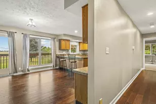 9104 E Weber Rd, Ridott, IL 61067 - Photo 18