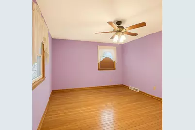 1244 Lacresta Drive, Freeport, IL 61032 - Photo 4