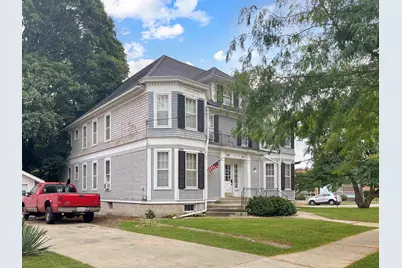 103-105 N Harlem Street, Freeport, IL 61032 - Photo 2