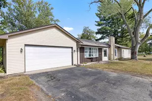 2920 Buckingham Dr, Rockford, IL 61107 - Photo 16