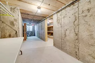 409 N State St, Franklin Grove, IL 61031 - Photo 84