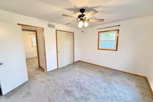 10620 Grover Oaks Rd, Roscoe, IL 61073 - Photo 20