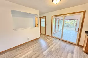 10620 Grover Oaks Rd, Roscoe, IL 61073 - Photo 12
