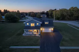 714 Greenlee Ct, Winnebago, IL 61088 - Photo 6