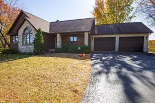 405 W Wachter Rd, Galena, IL 61036 - Photo 1