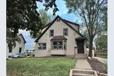 816 S Harlem, Freeport, IL 61032 - Photo 1