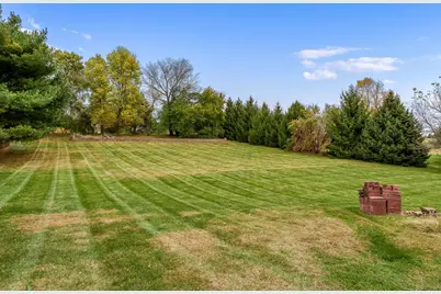 5166 E Hubbard Trail, Byron, IL 61010 - Photo 4