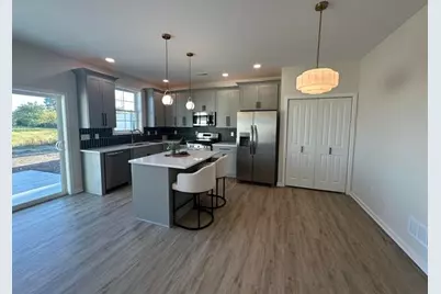3154 S Bartells Drive #Unit C, Beloit, WI 53511 - Photo 10