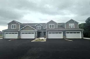 3150 S Bartells Dr, Beloit, WI 53511 - Photo 2