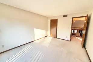 4685 High Point Dr, Rockford, IL 61114 - Photo 18
